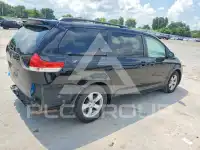 2011 Toyota SIENNA фото