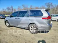 2011 Toyota SIENNA фото