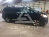 2011 Toyota SIENNA фото