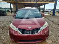 2011 Toyota SIENNA фото