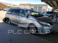 2011 Toyota SIENNA фото