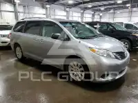 2011 Toyota SIENNA фото