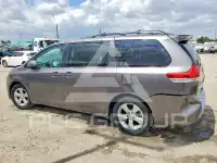 2011 Toyota SIENNA фото