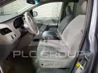 2011 Toyota SIENNA фото
