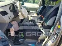 2011 Toyota SIENNA фото