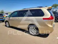 2011 Toyota SIENNA photo