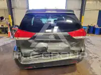 2011 Toyota SIENNA фото