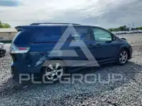 2011 Toyota SIENNA фото