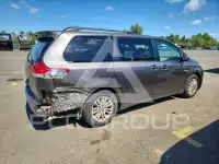 2011 Toyota SIENNA фото