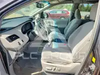 2011 Toyota SIENNA фото