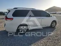 2011 Toyota SIENNA фото