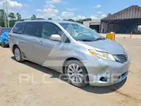 2011 Toyota SIENNA фото