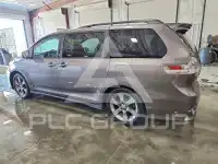 2011 Toyota SIENNA фото