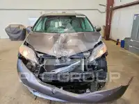 2011 Toyota SIENNA фото
