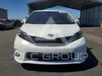 2011 Toyota SIENNA фото