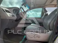 2011 Toyota SIENNA photo