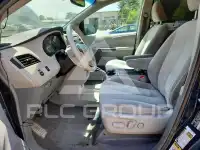 2011 Toyota SIENNA фото