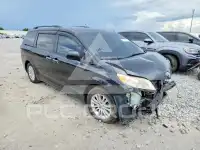 2011 Toyota SIENNA photo