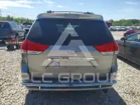 2011 Toyota SIENNA фото