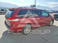 2011 Toyota SIENNA фото
