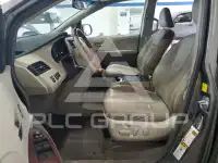2011 Toyota SIENNA photo