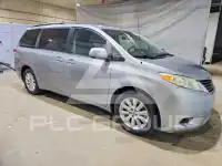 2011 Toyota SIENNA фото