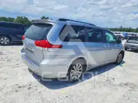 2011 Toyota SIENNA фото