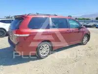 2011 Toyota SIENNA фото