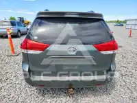 2011 Toyota SIENNA фото
