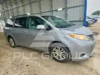 2011 Toyota SIENNA фото