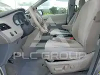 2011 Toyota SIENNA фото