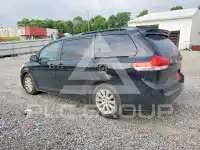 2011 Toyota SIENNA фото