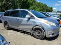 2011 Toyota SIENNA фото