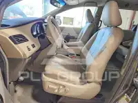 2011 Toyota SIENNA фото