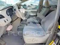 2011 Toyota SIENNA photo