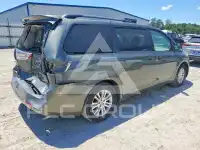 2011 Toyota SIENNA фото