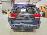 2011 Toyota SIENNA фото
