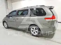 2011 Toyota SIENNA photo