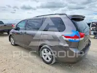 2011 Toyota SIENNA photo