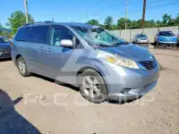 2011 Toyota SIENNA фото