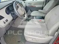 2011 Toyota SIENNA photo