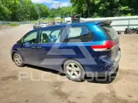 2011 Toyota SIENNA фото