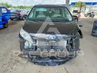 2011 Toyota SIENNA фото