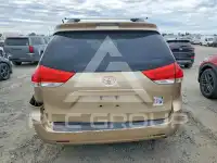 2011 Toyota SIENNA фото