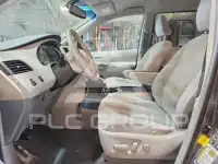 2011 Toyota SIENNA фото