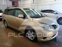 2011 Toyota SIENNA фото