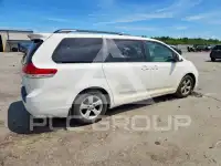 2011 Toyota SIENNA фото
