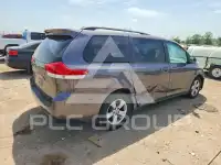 2011 Toyota SIENNA фото