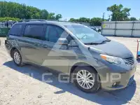 2011 Toyota SIENNA фото