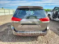 2011 Toyota SIENNA photo
